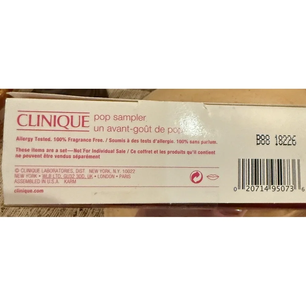 LClinique 4 Pc Lipstick Pop Sampler w/ a bonus‎ red leather lipstick holder